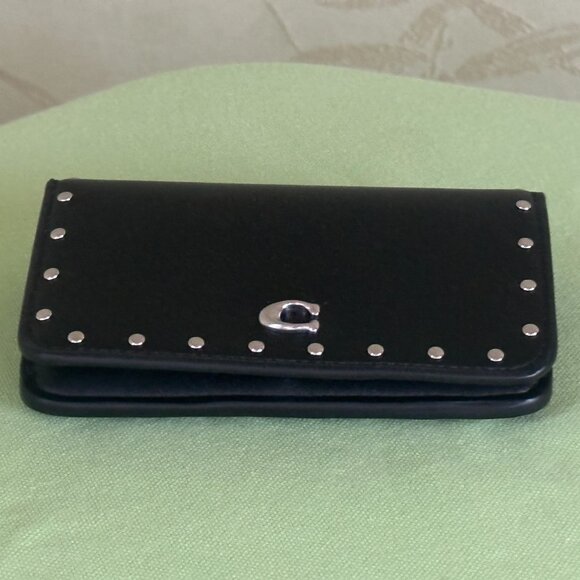 COACH SLIM CARD CASE WITH RIVETS:NWT BLACK  CU710 (see note) - Picture 11 of 16
